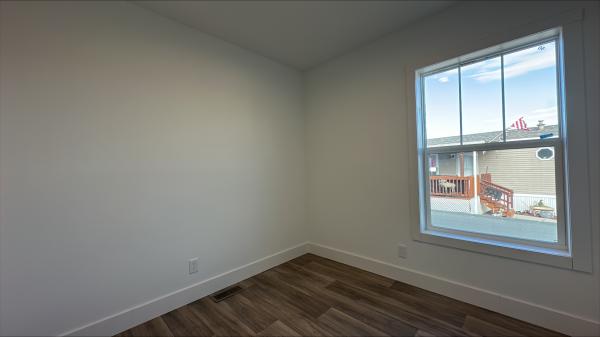 2025 Clayton-Redwood Falls  Home