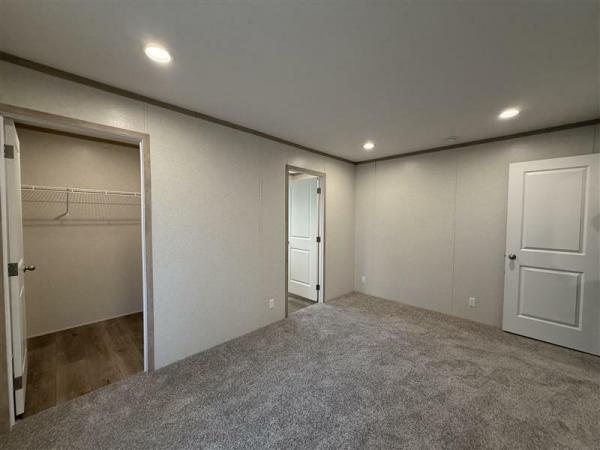 2025 Clayton Homes Inc Adrenaline Mobile Home