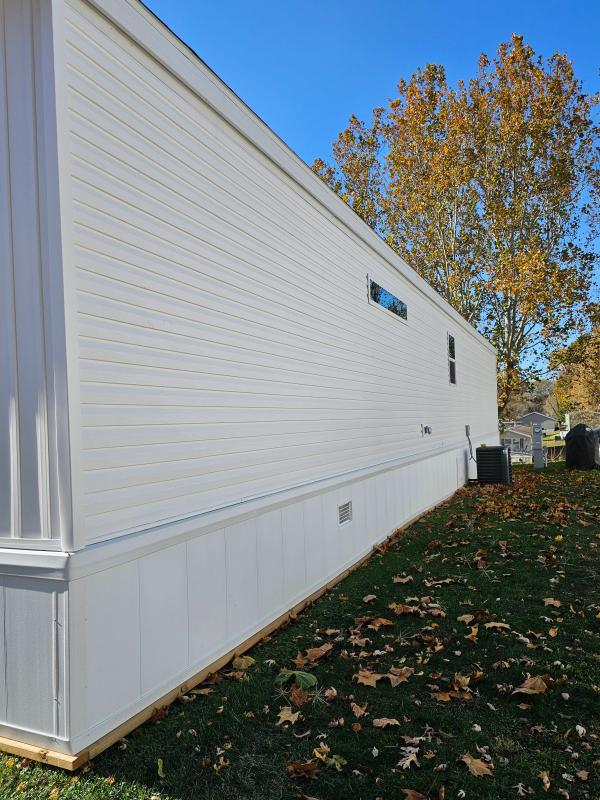 Photo 5 of 2 of home located at 7085 Bloomfield Rd Lot#140 Des Moines, IA 50320