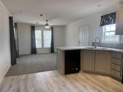 Photo 4 of 16 of home located at 21 Columbia Avenue Sorrento, FL 32776