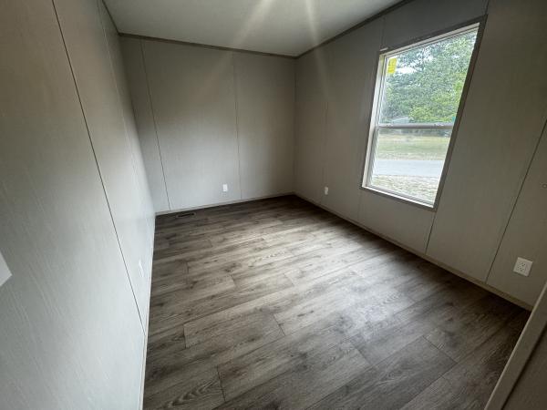 2023 76CEJ16663AH23  Home