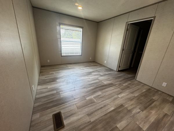 2024 22MAC16663AH25  Home