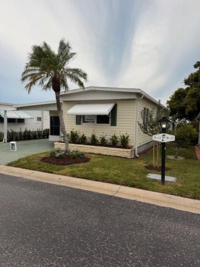 Photo 3 of 8 of home located at 508 44th Ave. E. Lot B-22 Bradenton, FL 34203