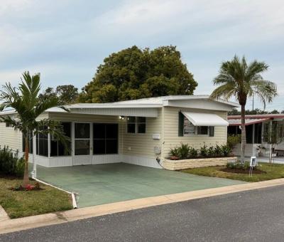 Photo 4 of 8 of home located at 508 44th Ave. E. Lot B-22 Bradenton, FL 34203