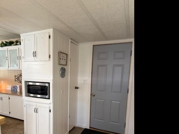 1983 Kingsley Mobile Home