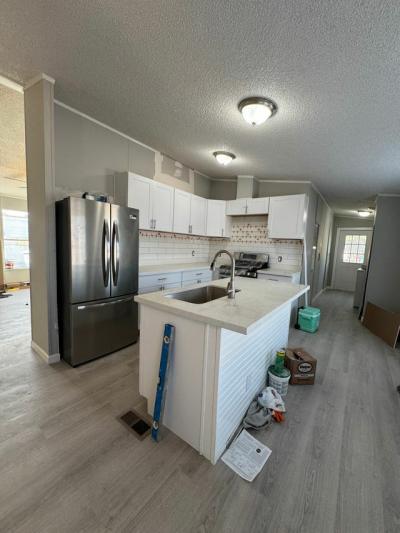 Photo 5 of 18 of home located at 303 East South Mountain Phoenix, AZ 85042