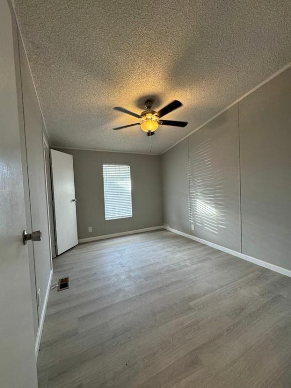 2006 Fleetwood Mobile Home