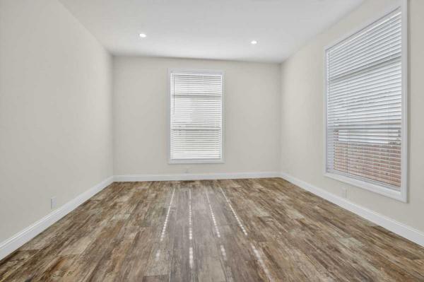 2024 Champion Creekside Manor  Manufactured Home