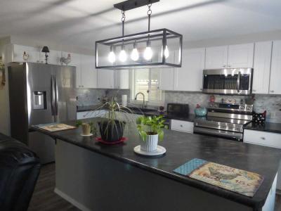 Photo 2 of 19 of home located at 2701 E Utopia Rd #159 Phoenix, AZ 85050