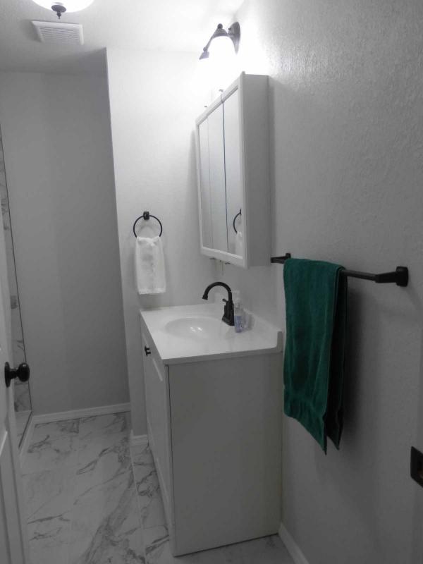 1980 Kaufman & Broad MH Manufactured Home