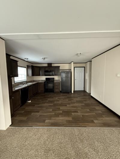 Mobile Home at 39 Maynard Cir Oxford, MI 48381