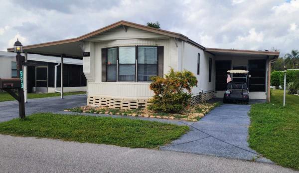 Photo 1 of 2 of home located at 593 Century Dr Winter Haven, FL 33881