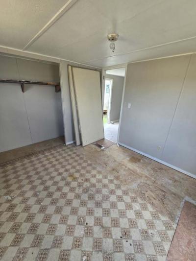 Photo 2 of 5 of home located at 3300 Lotus Lane Lufkin, TX 75904