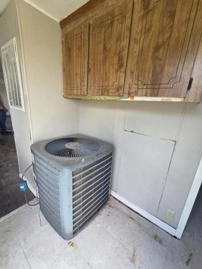 Photo 4 of 5 of home located at 3300 Lotus Lane Lufkin, TX 75904