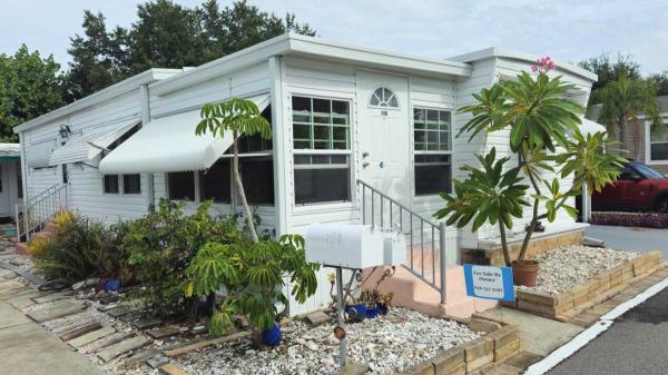 Photo 1 of 2 of home located at 4125 Park St N Lot 14A Saint Petersburg, FL 33709