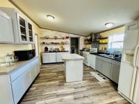 2000 Four Seasons Manufactured Home