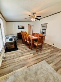 2000 Four Seasons Manufactured Home