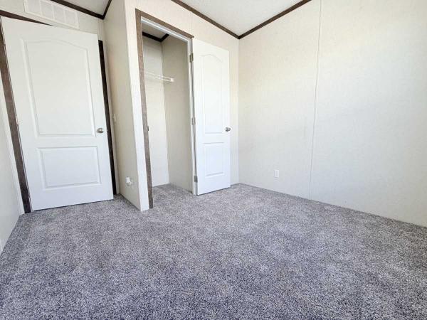 2023 Clayton Homes Mobile Home