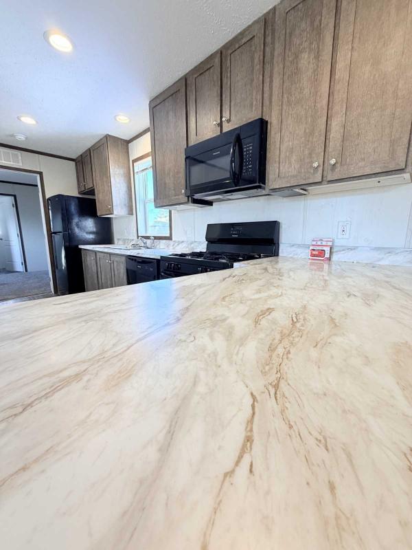 2023 Clayton Homes Mobile Home