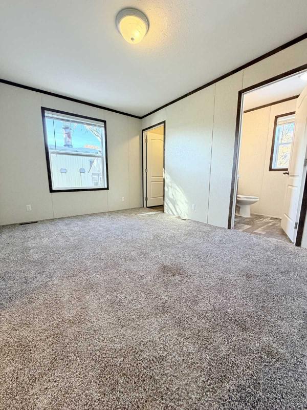 2023 Clayton Homes Mobile Home