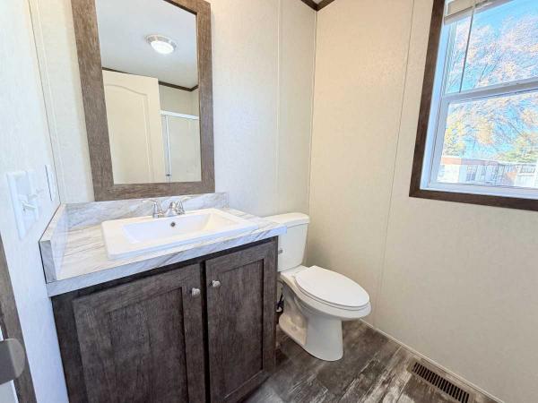 2023 Clayton Homes Mobile Home