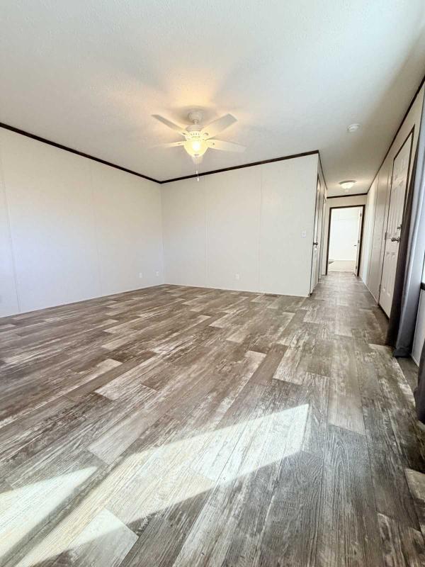 2023 Clayton Homes Mobile Home