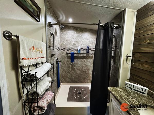 2005 KING Mobile Home