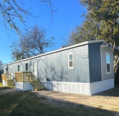 Mobile Home at 1901 Cedar St. Glenn Heights, TX 75154