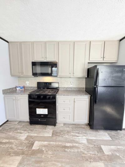 Photo 3 of 45 of home located at 534 E 37th Ave #42 Hobart, IN 46342