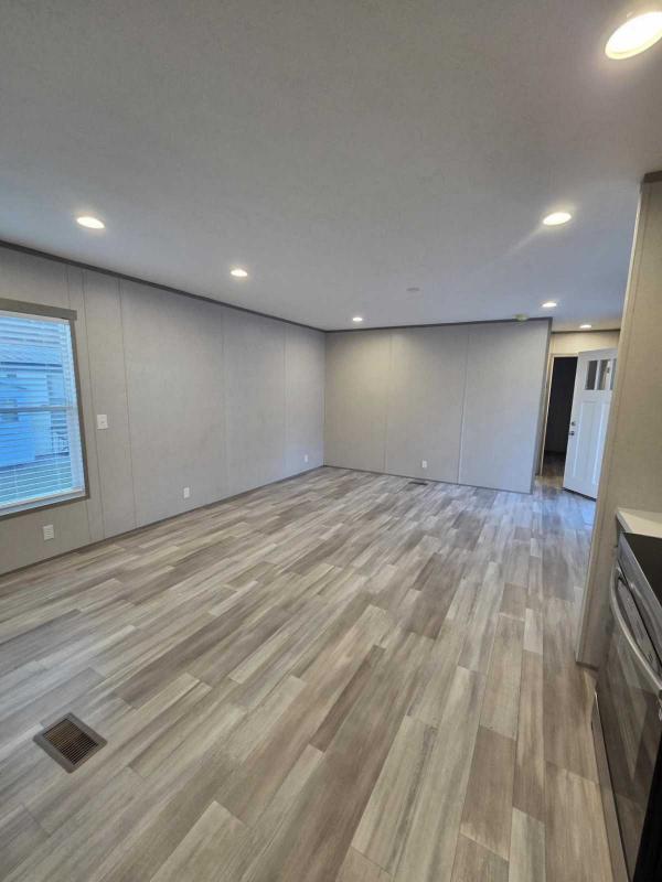 2025 Clayton Blazer Extreme Mobile Home