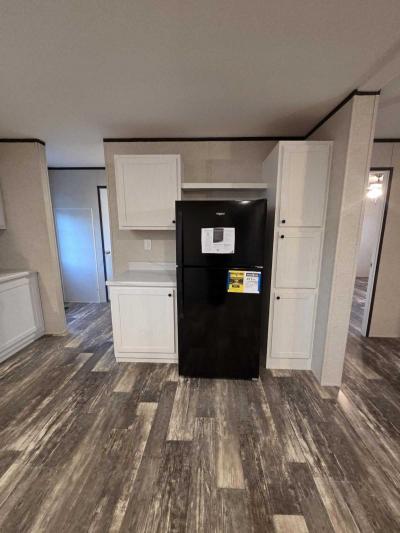 Photo 4 of 9 of home located at 5291 Collins Rd., #357 Jacksonville, FL 32244