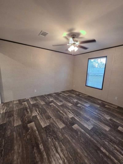 Photo 5 of 9 of home located at 5291 Collins Rd., #357 Jacksonville, FL 32244