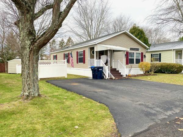 2001 Titan N/A Manufactured Home