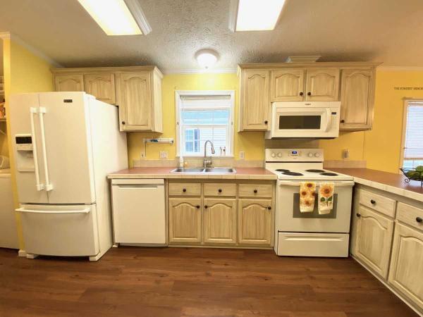 2001 Titan N/A Manufactured Home