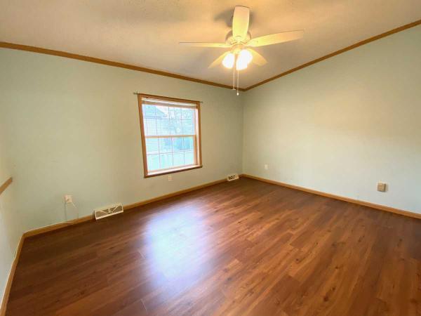 2001 Titan N/A Manufactured Home