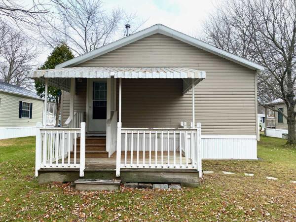 2001 Titan N/A Manufactured Home