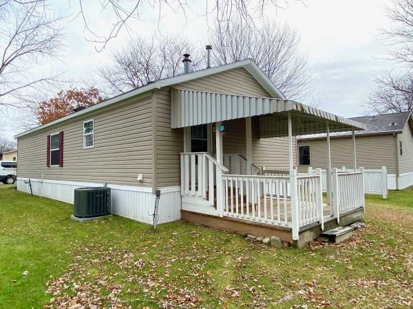 2001 Titan N/A Manufactured Home