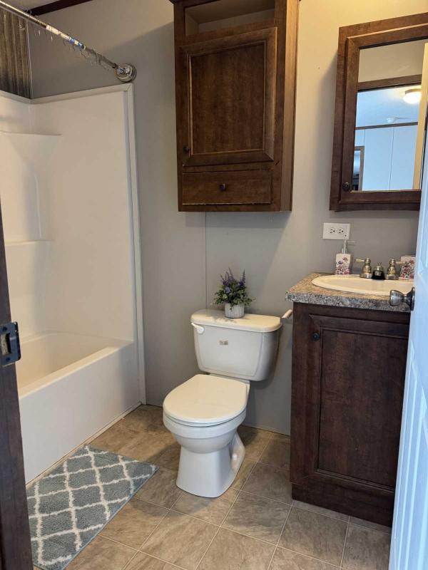 Photo 1 of 1 of home located at 3725 N. Peoria Rd #111 Springfield, IL 62702