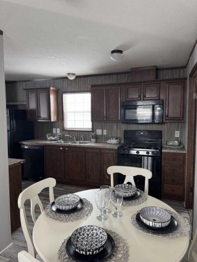 Mobile Home at 1540 Mandell St #277 Lansing, MI 48911