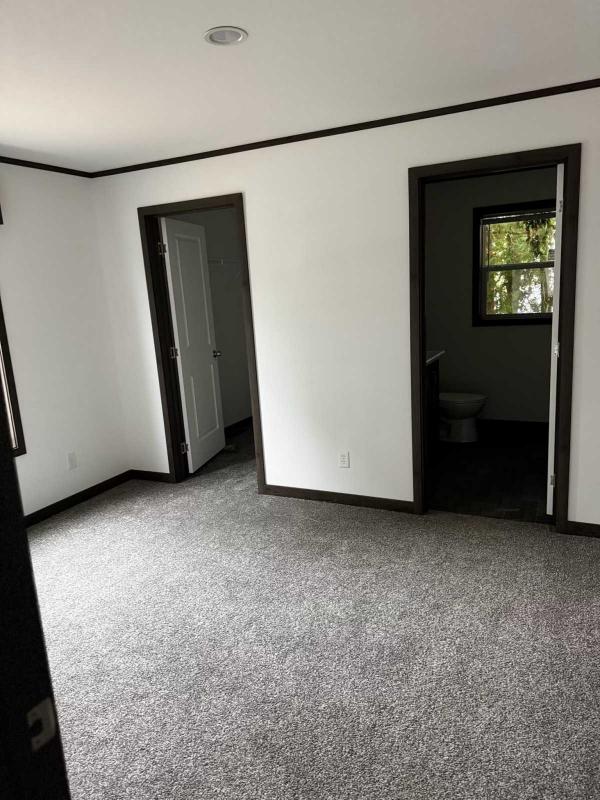 2025 Friendship Mobile Home