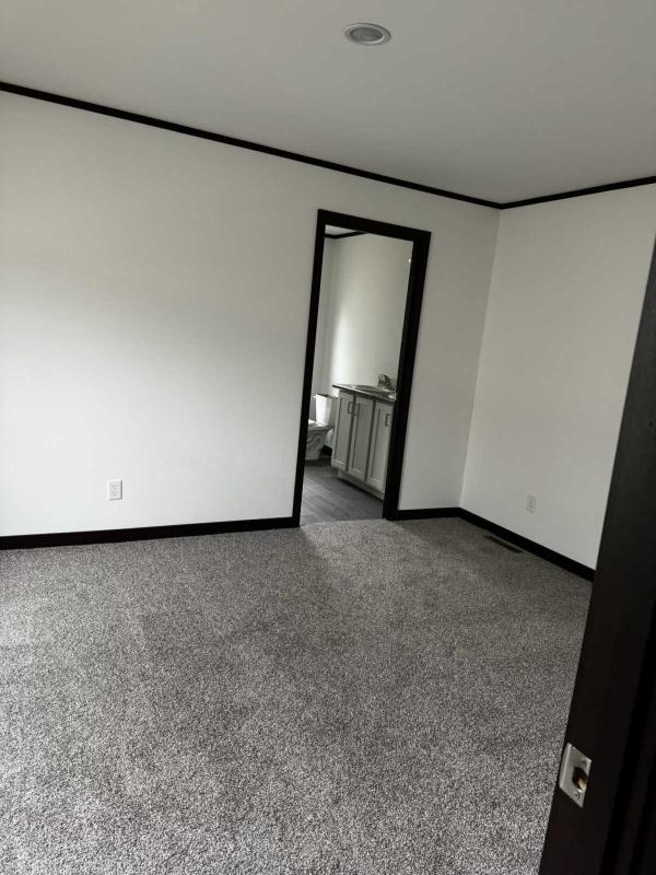 2025 Friendship Mobile Home