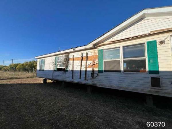 1996 OAKWOOD Mobile Home For Sale