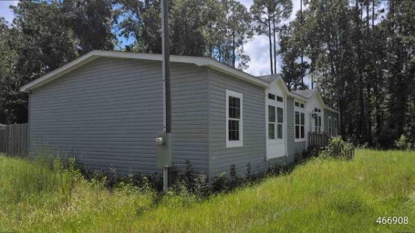 Photo 1 of 2 of home located at 598 San Mateo Rd Satsuma, FL 32189