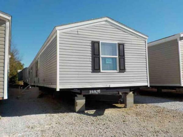 Photo 1 of 2 of home located at Hwy 59 Discount Homes, L.l.c. 18101 Linden Dr Neosho, MO 64850