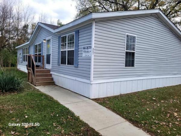 2001 MANSION Mobile Home For Sale