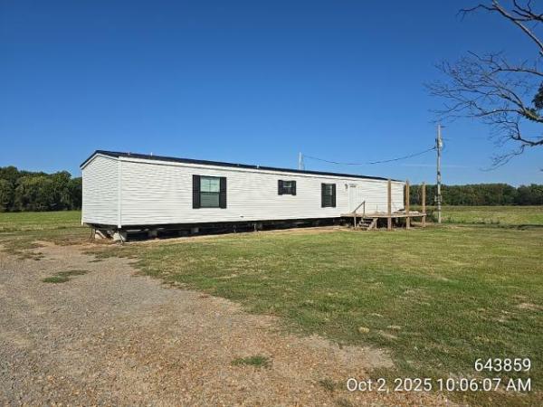 Photo 1 of 2 of home located at J & M Homes Llc 3418 Highway 65 S Pine Bluff, AR 71601