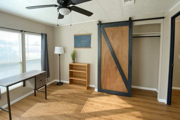 1982 Palm Harbor Manufactured Home