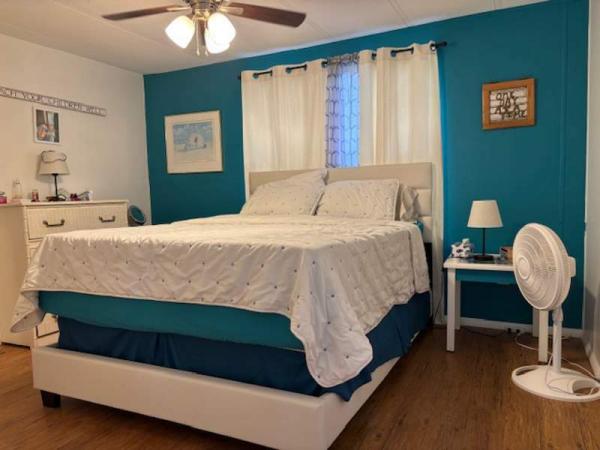 1985 Fleetwood Manufactured Home