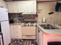 1990 Park Manufactured Home