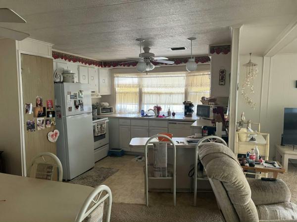 1979 SCHU HS Manufactured Home